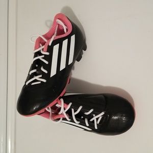 Adidas Soccer Cleats size US 12 Kids Black White & Pink Pre Owned Excellent Cond
